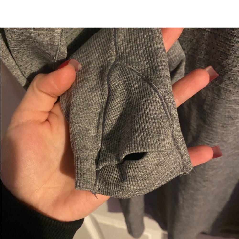 Lululemon Size 8 Swiftly Tech Top - image 4